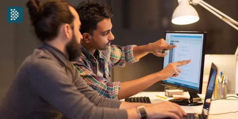 Equipe de TI da Datasigh em criação ambiente digital e proteção de dados em gestão de hospitais