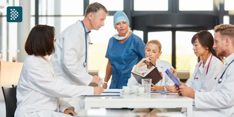 Equipe mostra como montar um organograma para organizar a escala de trabalho usando o Datasigh